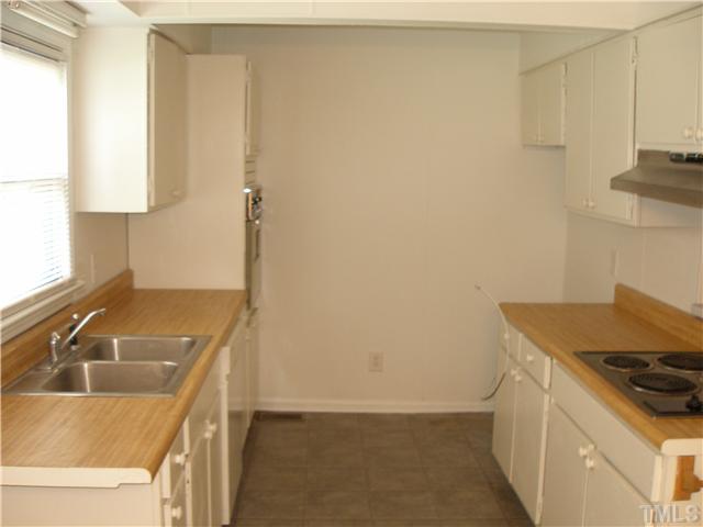 2301 Fire Run Court Raleigh, NC 27610 - Photo 4 of 14