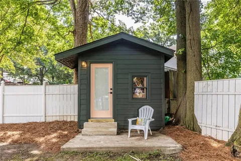 $389,900 | 1802 La Dawn Lane Northwest, Atlanta, GA 30318