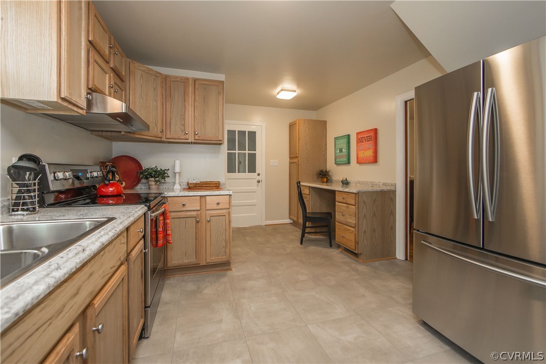 4527 Fairway Road Petersburg, VA 23803 - Photo 3 of 38 Gallery Image 3