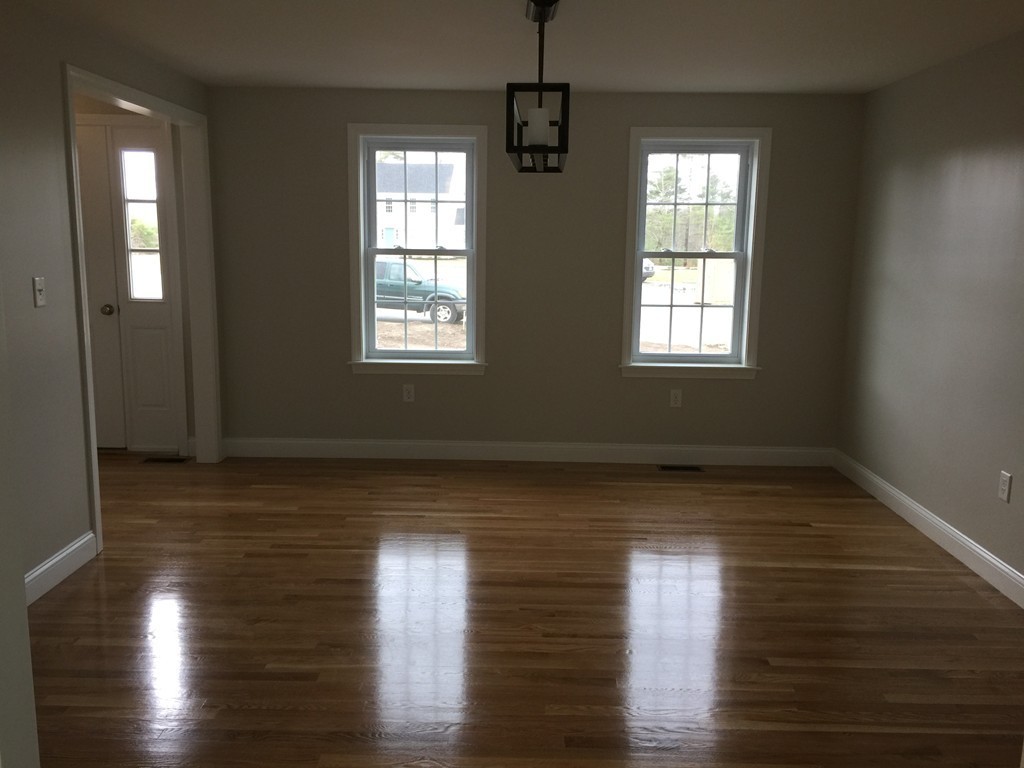 61 Bog View Road Kingston, MA 02364 - Photo 8 of 23 Gallery Image 8