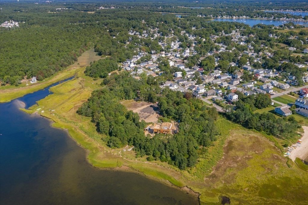 11 Murphy Street Wareham, MA 02571 - Photo 4 of 18 Gallery Image 4