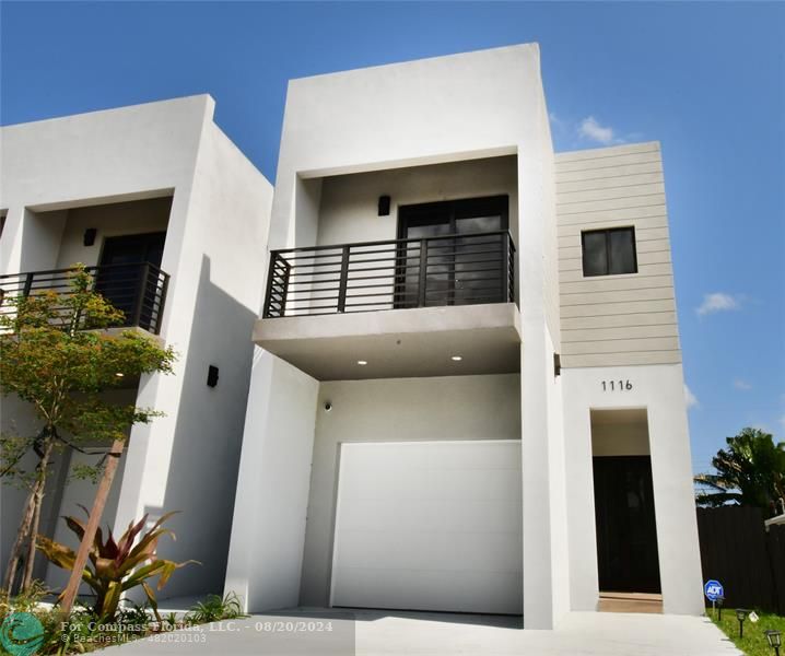 1116 Northeast 10th Ave Unit 1116  