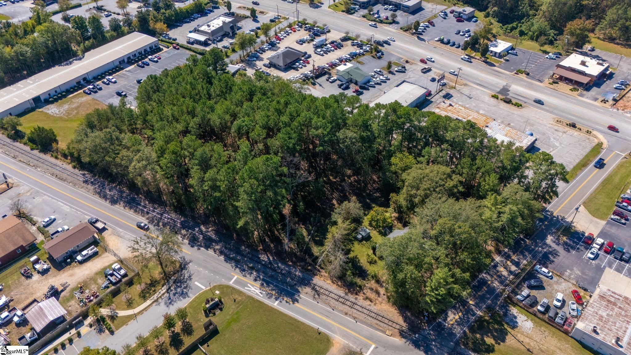 4 Murray Drive Mauldin, SC 29662 - Photo 2 of 5