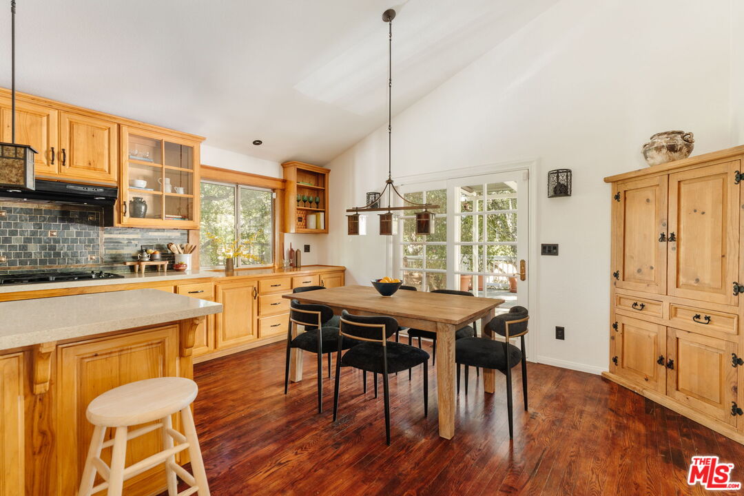 6557 Tokay Road Tujunga, CA 91042 - Photo 12 of 51