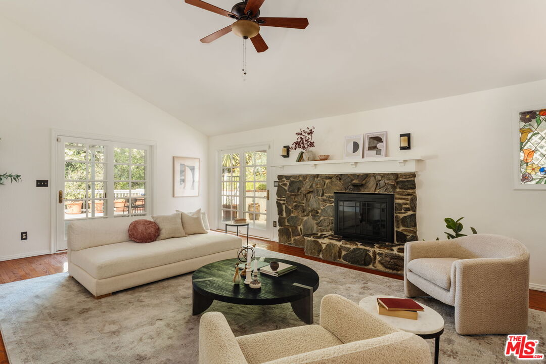 6557 Tokay Road Tujunga, CA 91042 - Photo 5 of 51