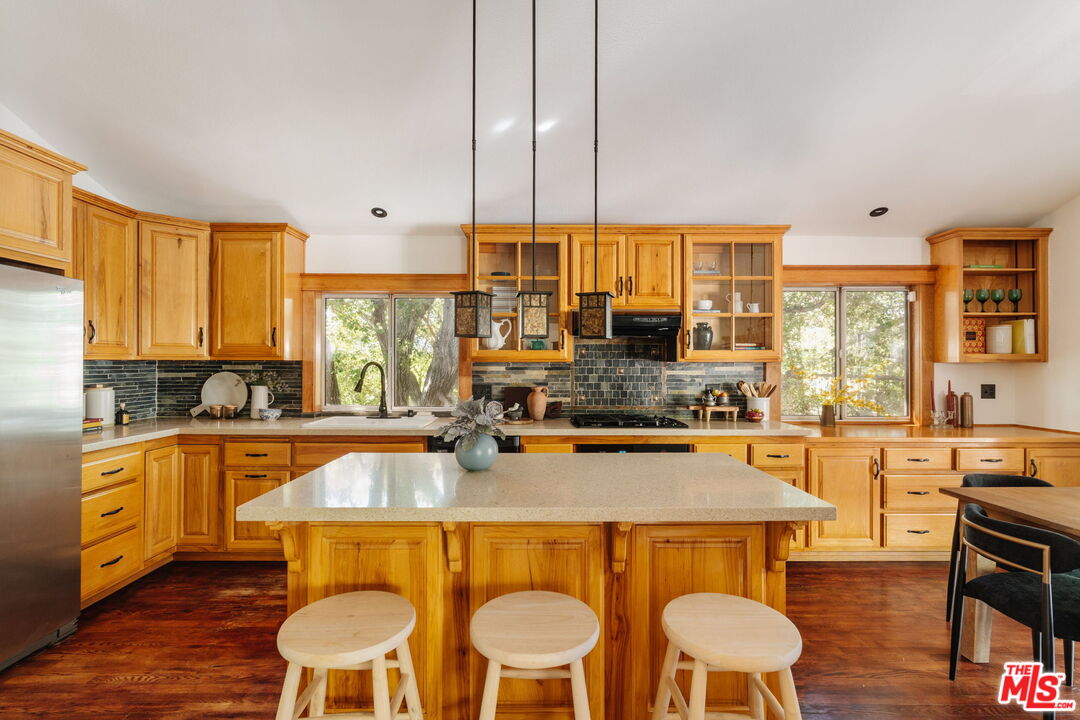 6557 Tokay Road Tujunga, CA 91042 - Photo 10 of 51