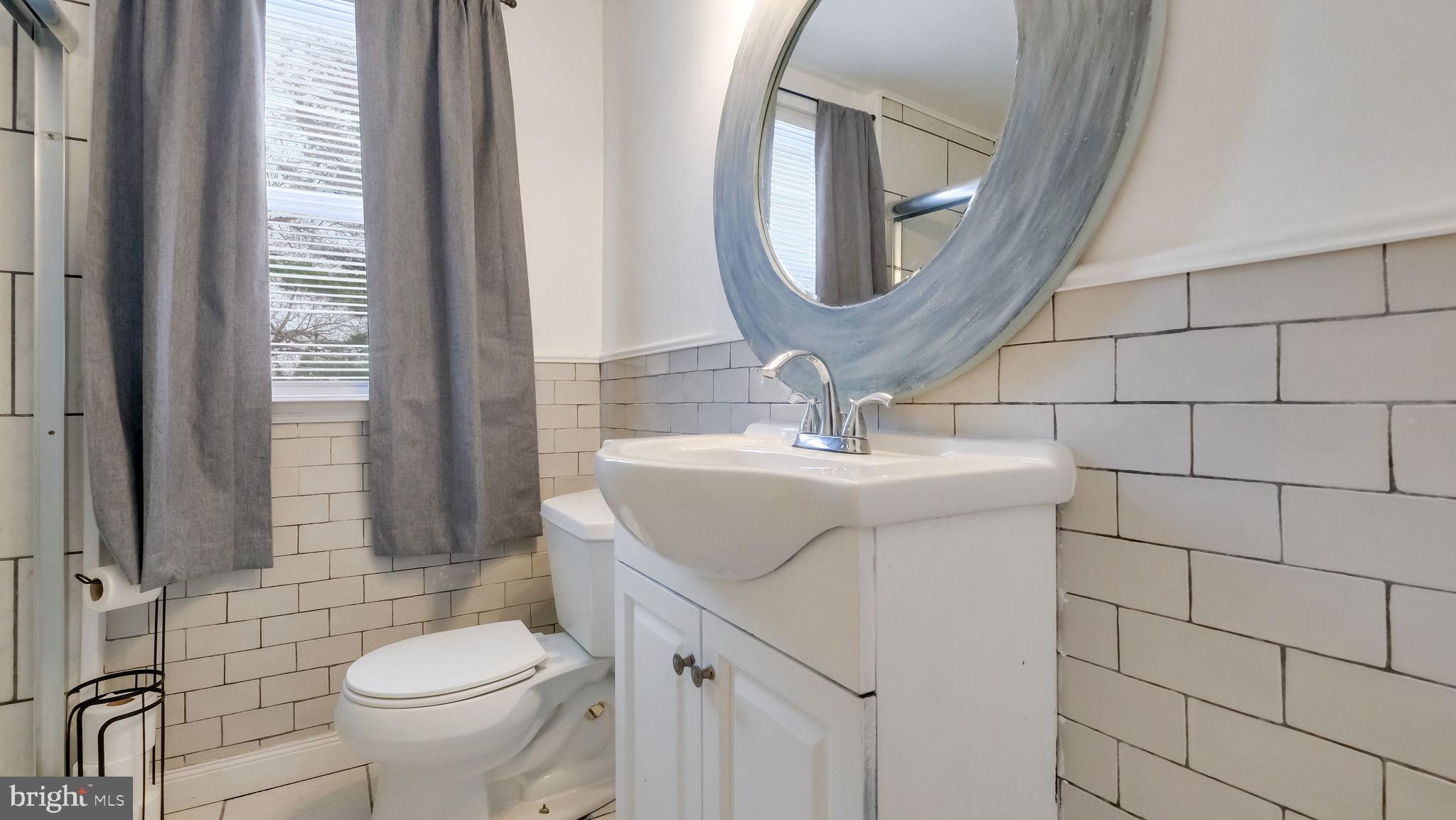 907 Kenwood Road Drexel Hill, PA 19026 - Photo 22 of 29