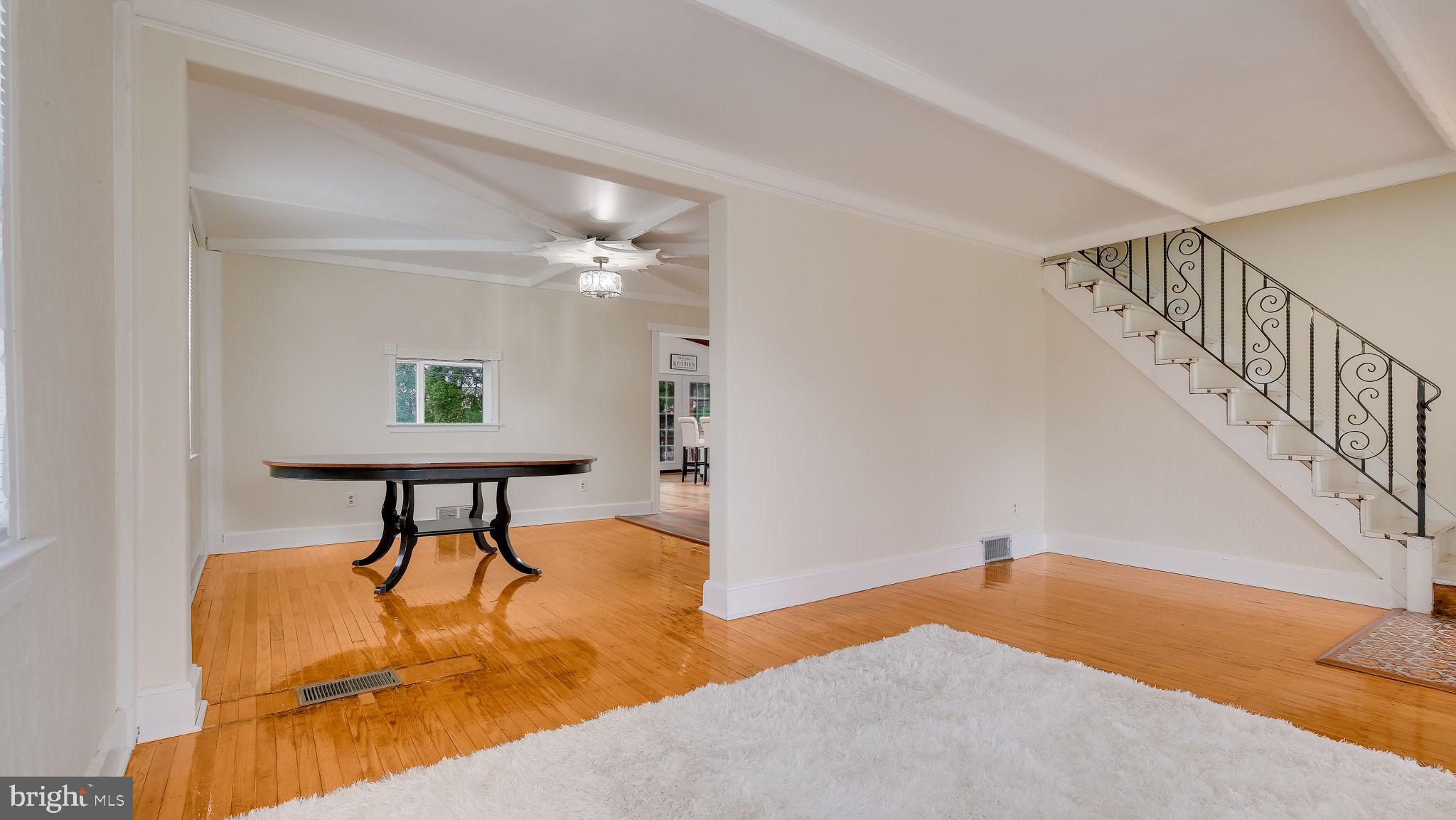 907 Kenwood Road Drexel Hill, PA 19026 - Photo 7 of 29