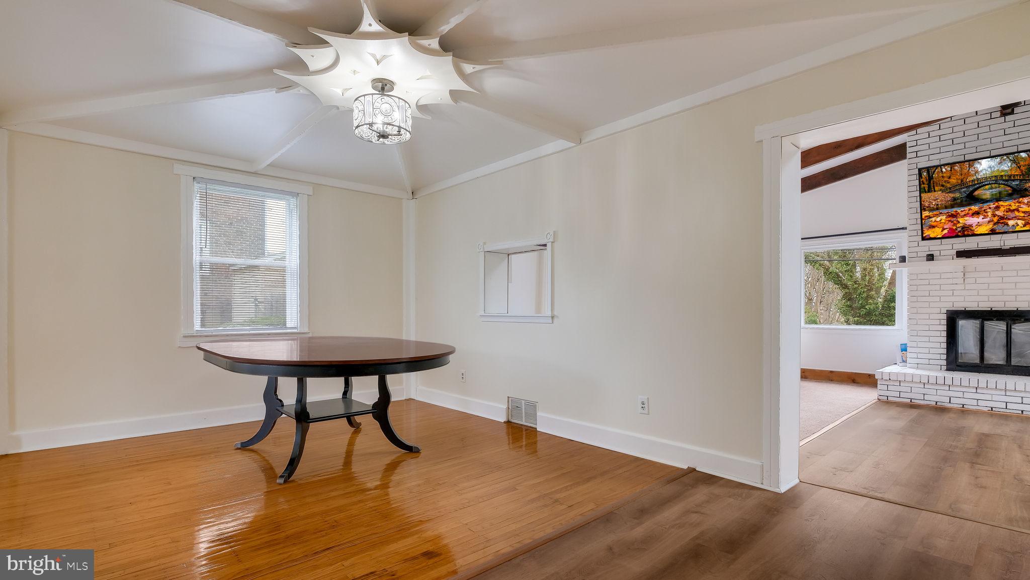 907 Kenwood Road Drexel Hill, PA 19026 - Photo 9 of 29