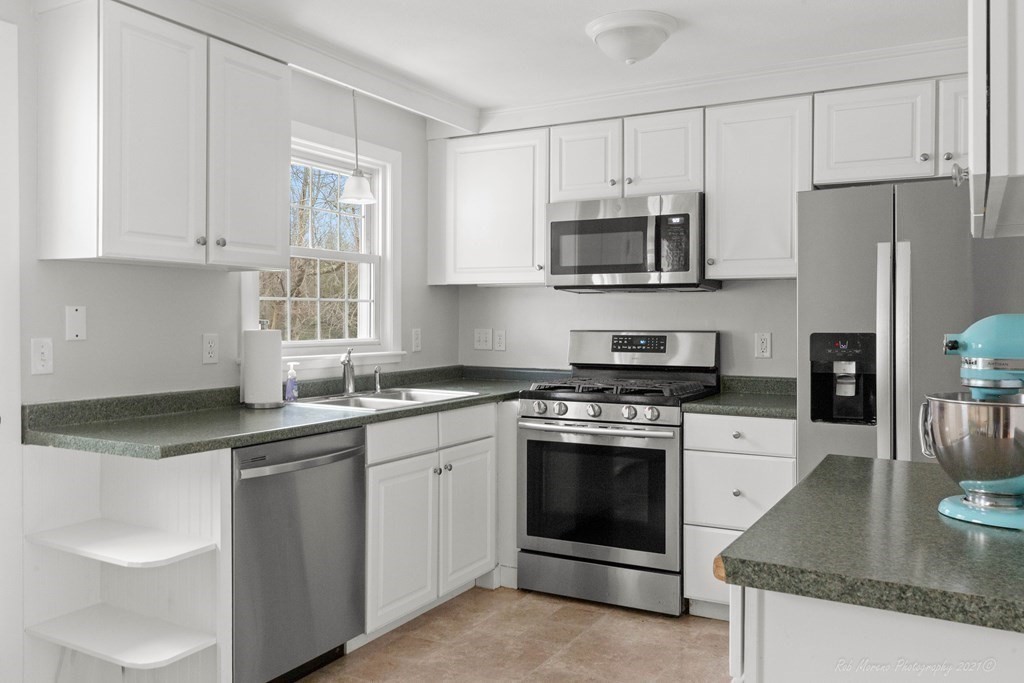 41 Old Jacobs Road Georgetown, MA 01833 - Photo 11 of 41 Gallery Image 11