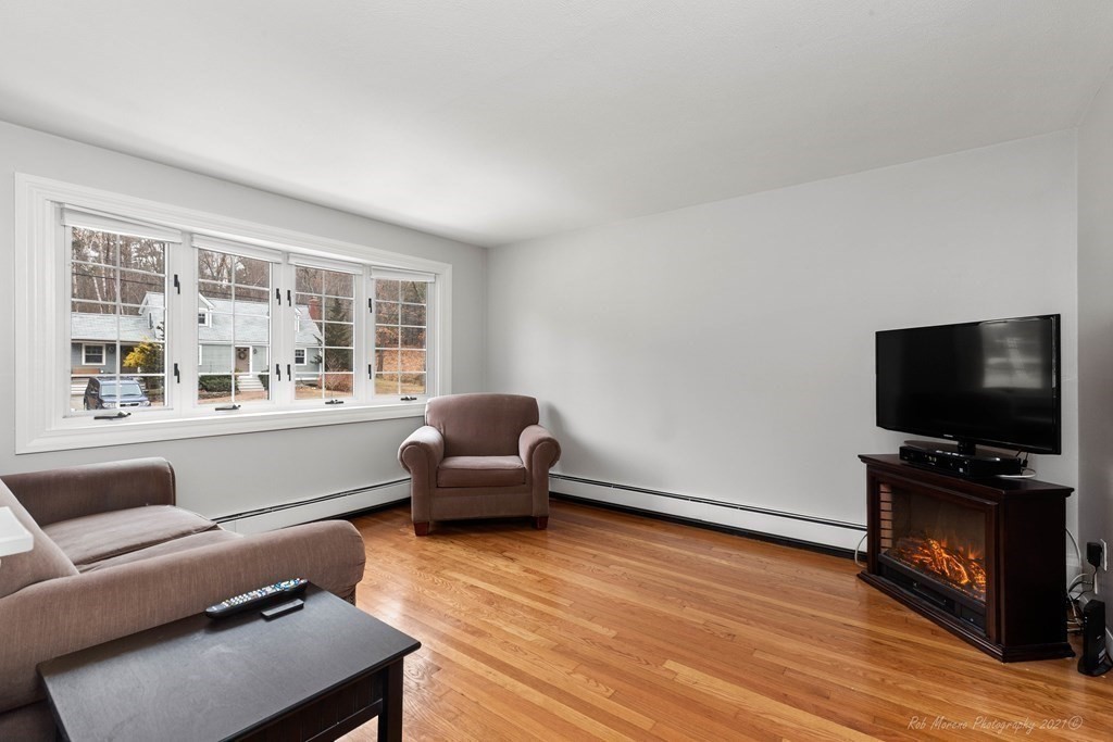41 Old Jacobs Road Georgetown, MA 01833 - Photo 5 of 41 Gallery Image 5