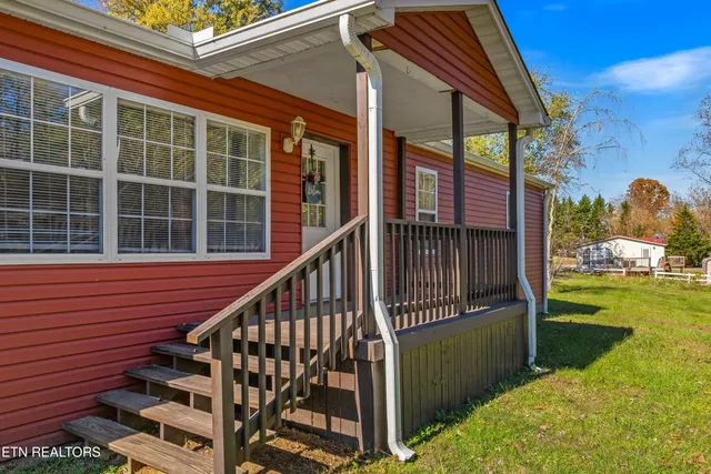 $379,900 | 3695 Sims Road, Sevierville, TN 37876