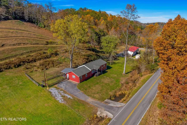 $379,900 | 3695 Sims Road, Sevierville, TN 37876