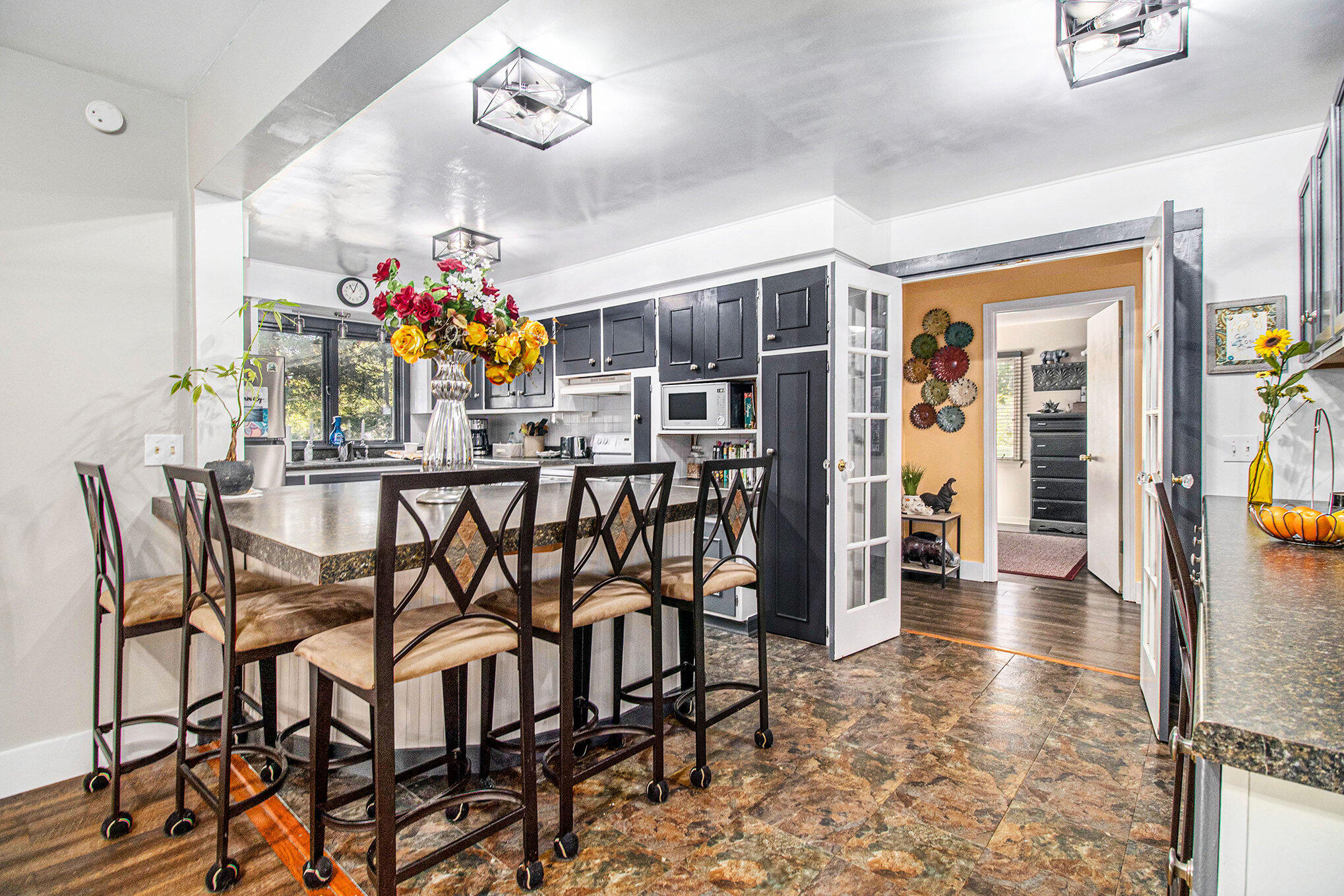 3725 Olney Road Kalamazoo, MI 49006 - Photo 6 of 26 007_file_169