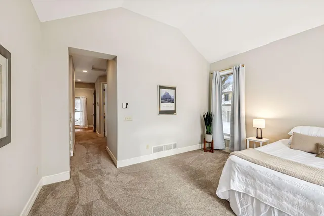 $1,399,500 | 4902 Woodhurst Lane, Minnetonka, MN 55345