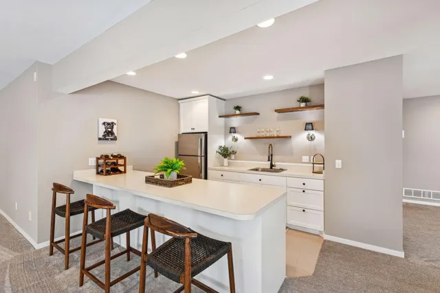 $1,399,500 | 4902 Woodhurst Lane, Minnetonka, MN 55345