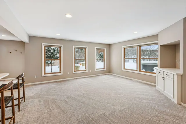 $1,399,500 | 4902 Woodhurst Lane, Minnetonka, MN 55345