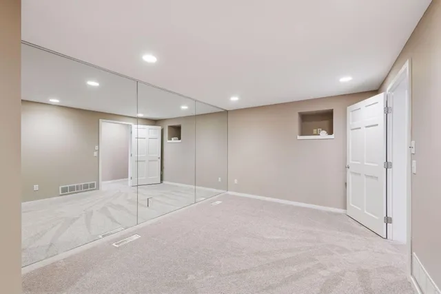 $1,399,500 | 4902 Woodhurst Lane, Minnetonka, MN 55345