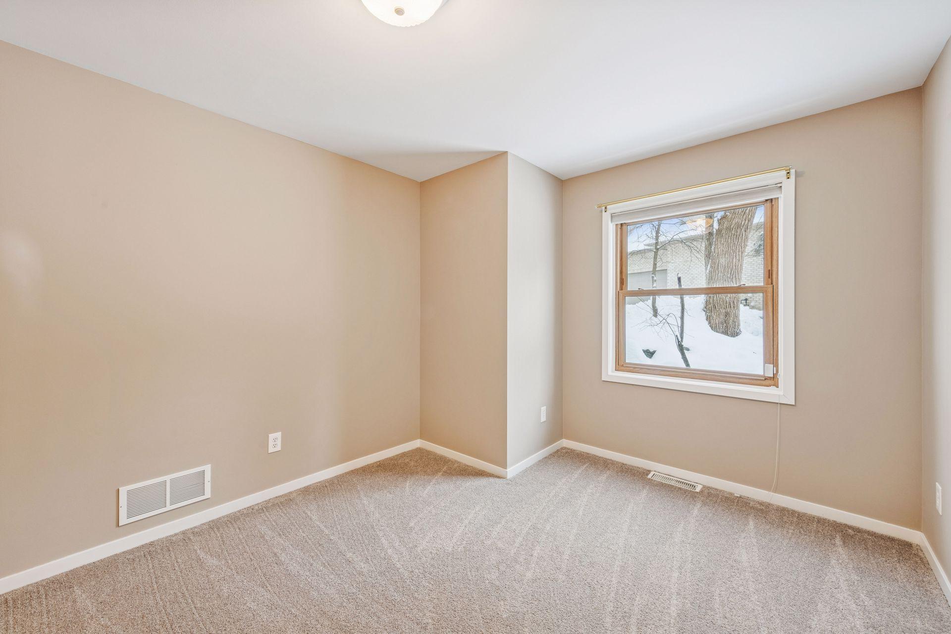 4902 Woodhurst Lane Minnetonka, MN 55345 - Photo 50 of 73