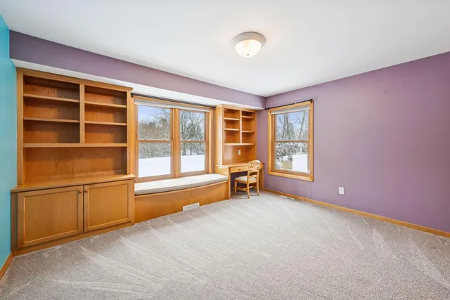 $1,399,500 | 4902 Woodhurst Lane, Minnetonka, MN 55345