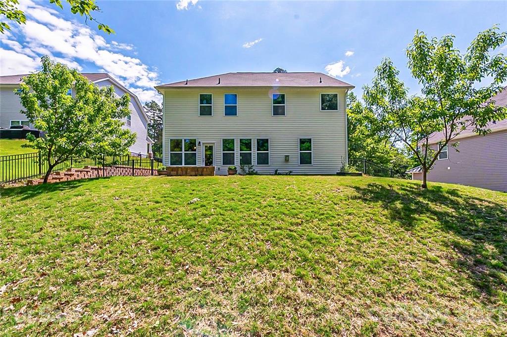 1818 Sportsman Lake Road Fort Mill, SC 29715 - Photo 7 of 21 Gallery Image 7