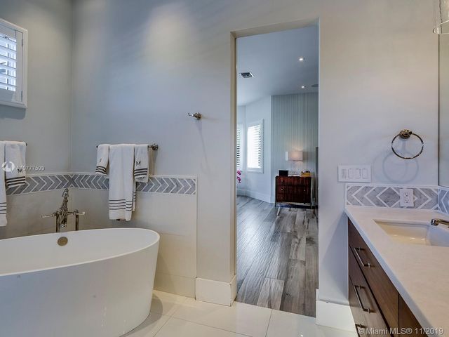 $2,850,000 | 414 Rovino Avenue, Coral Gables, FL 33156