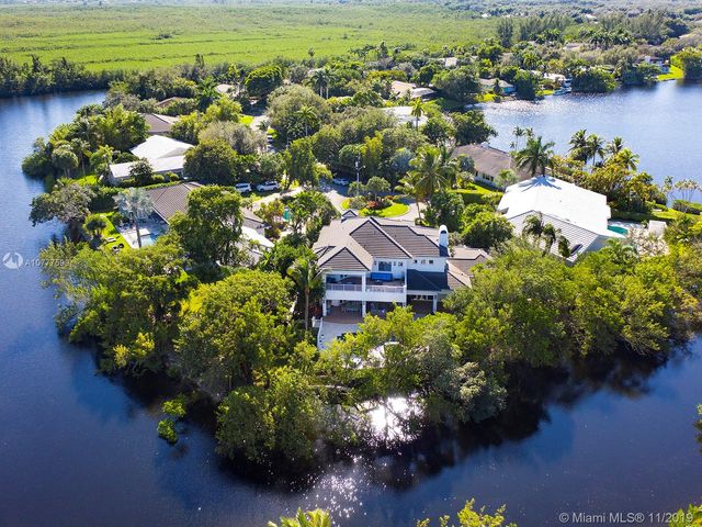 $2,850,000 | 414 Rovino Avenue, Coral Gables, FL 33156