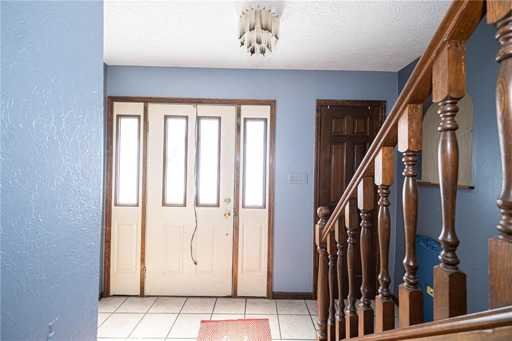 1896 Sohn Road Aliquippa, PA 15001 - Photo 2 of 25 Gallery Image 2