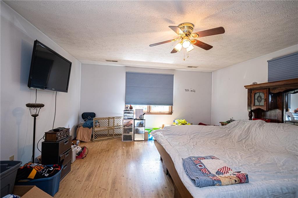 1896 Sohn Road Aliquippa, PA 15001 - Photo 13 of 25 Gallery Image 13