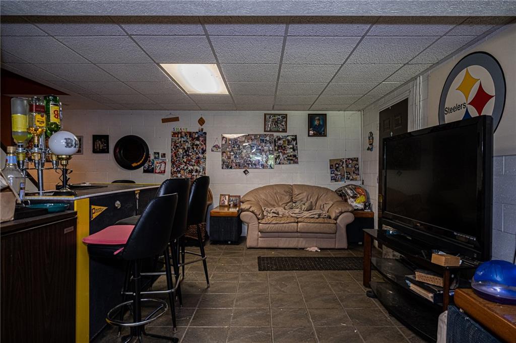 1896 Sohn Road Aliquippa, PA 15001 - Photo 20 of 25 Gallery Image 20