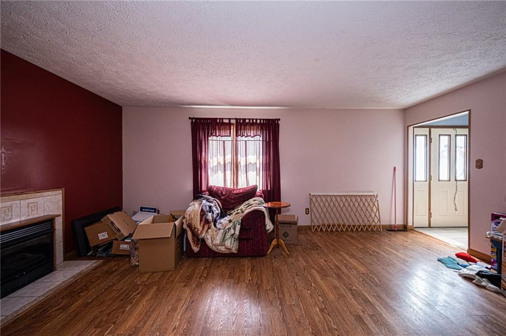1896 Sohn Road Aliquippa, PA 15001 - Photo 3 of 25 Gallery Image 3