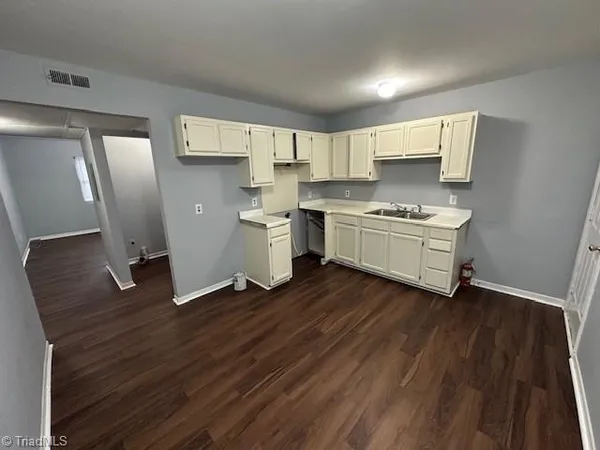 $825 | 1225 New Hope Lane, Winston-Salem, NC 27105