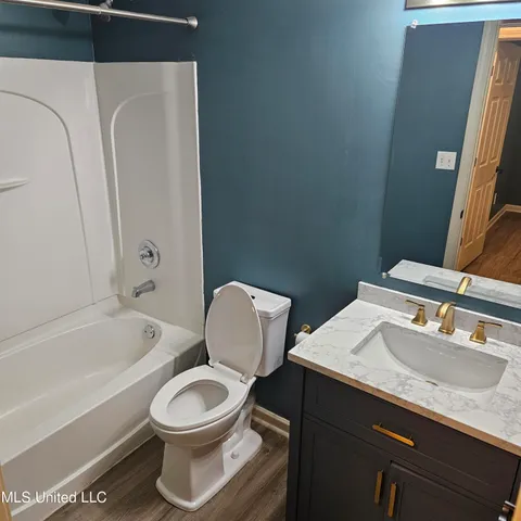 $1,800 | 8349 Regal Bend Drive, Olive Branch, MS 38654