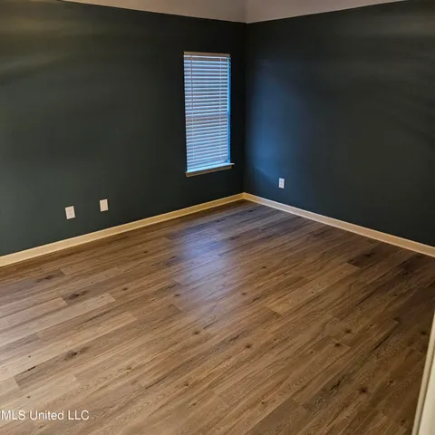 $1,800 | 8349 Regal Bend Drive, Olive Branch, MS 38654