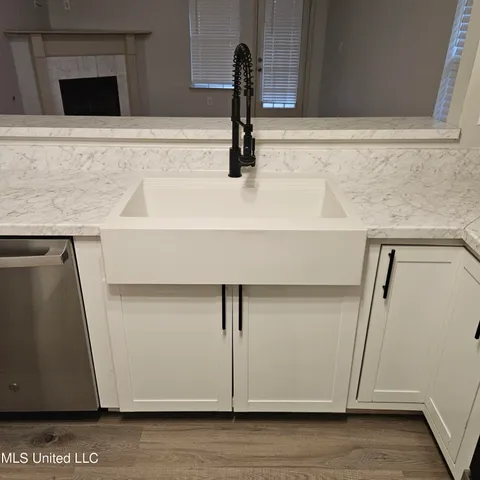 $1,800 | 8349 Regal Bend Drive, Olive Branch, MS 38654