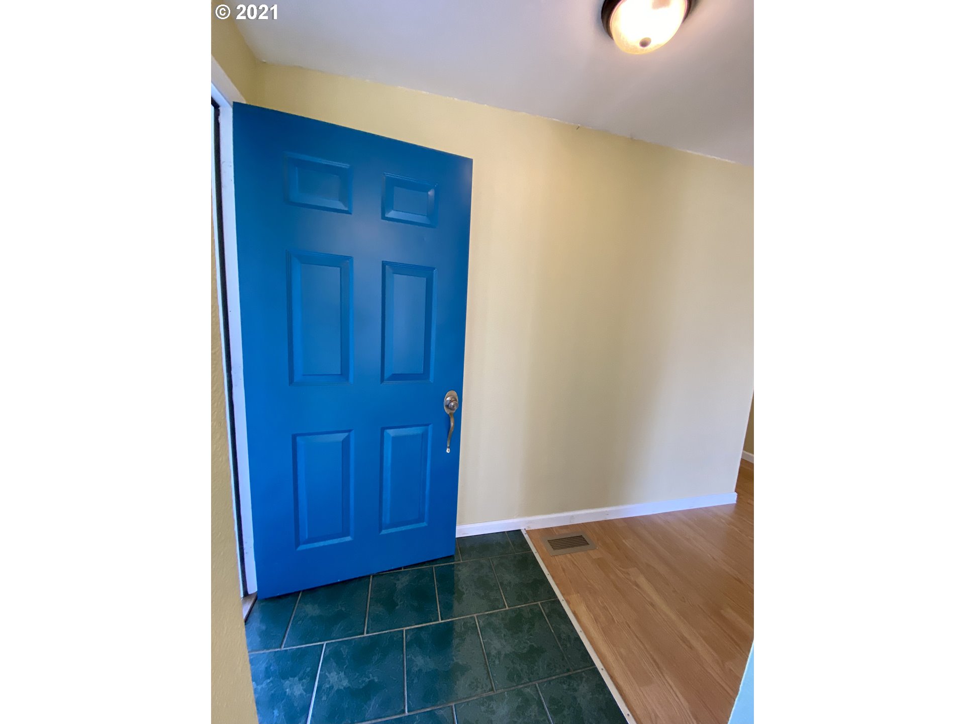 7155 A Street Springfield, OR 97478 - Photo 16 of 23
