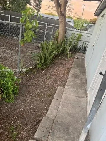 $1,950 | 1221 Northwest 42nd Street, Unit 1223, Miami, FL 33142