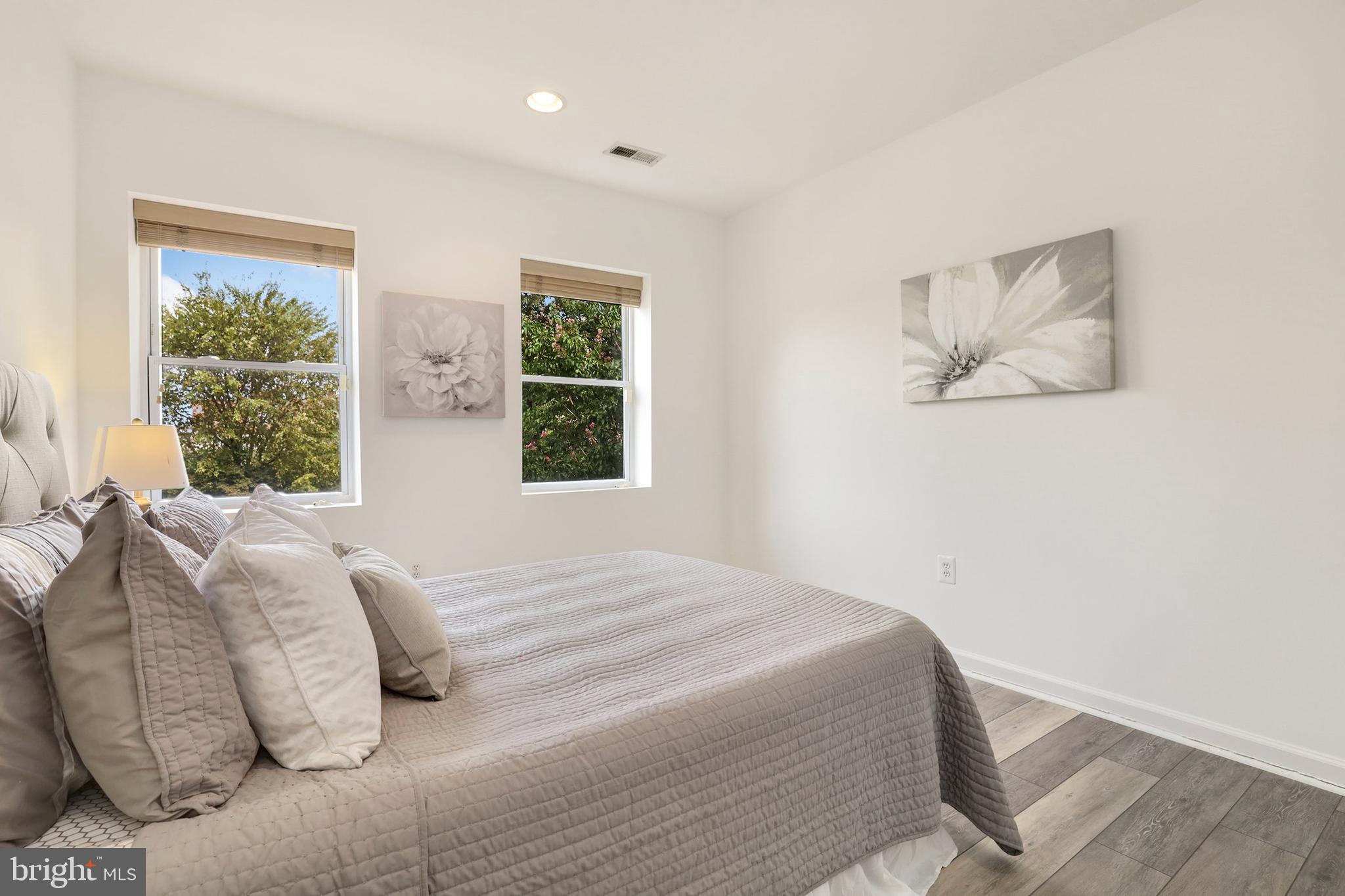 925 Potomac Avenue Southeast Washington, DC 20003 - Photo 15 of 34