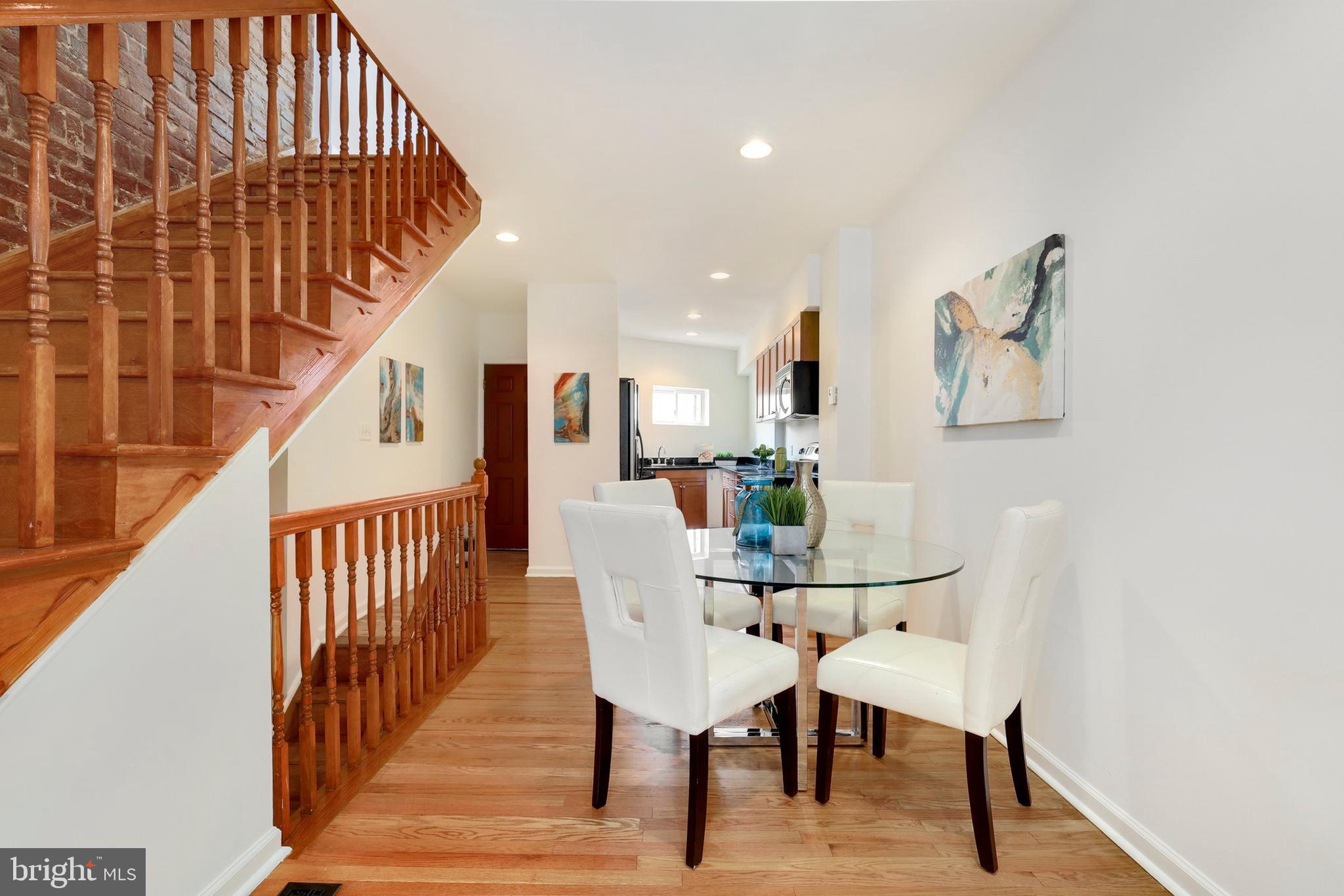 925 Potomac Avenue Southeast Washington, DC 20003 - Photo 7 of 34