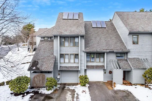 $349,900 | 5 Tsienneto Road, Unit 47, Derry, NH 03038