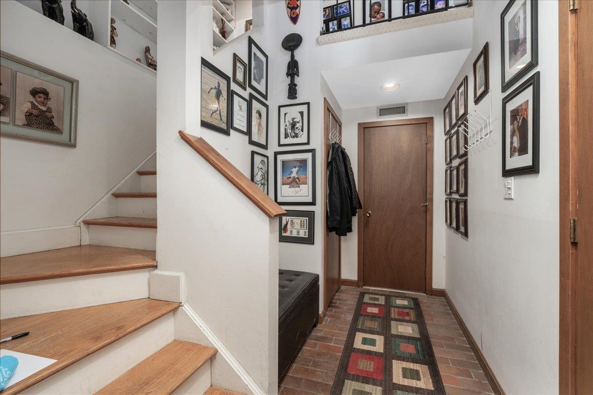 5 Tsienneto Road, Unit 47 Derry, NH 03038 - Photo 2 of 32