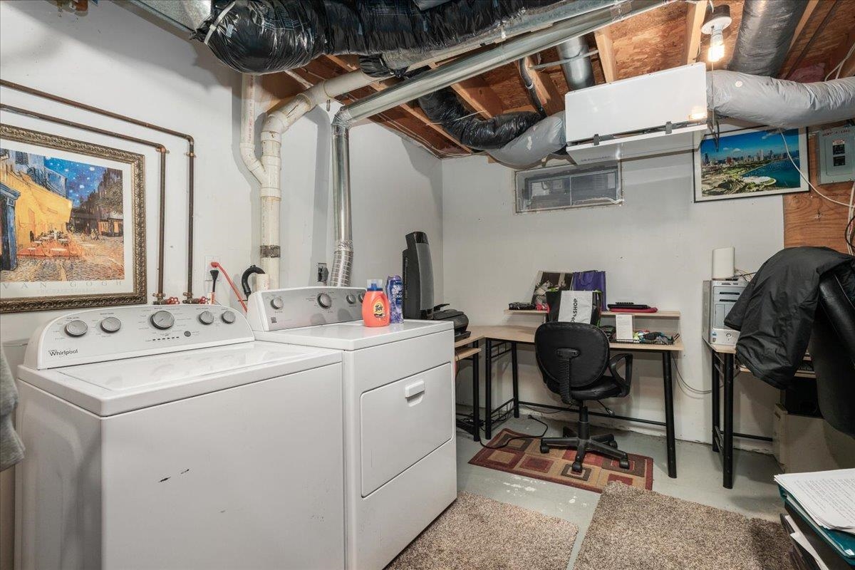 5 Tsienneto Road, Unit 47 Derry, NH 03038 - Photo 24 of 32