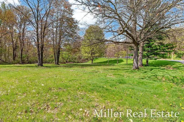 $499,900 | 32 B Drive, Hastings, MI 49058