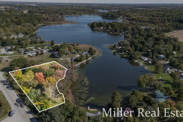 $499,900 | 32 B Drive, Hastings, MI 49058