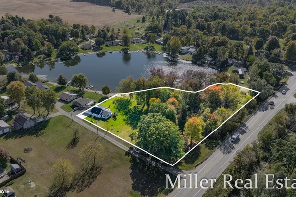 $499,900 | 32 B Drive, Hastings, MI 49058