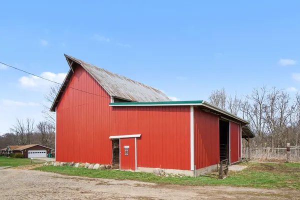 $1 | 53699 Flatbush Road, Three Rivers, MI 49093