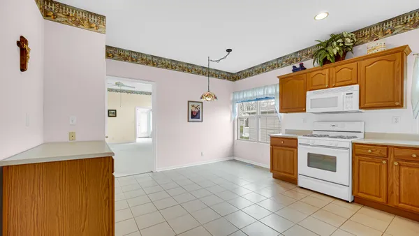 $249,000 | 308 Carnation Street Northeast, De Motte, IN 46310