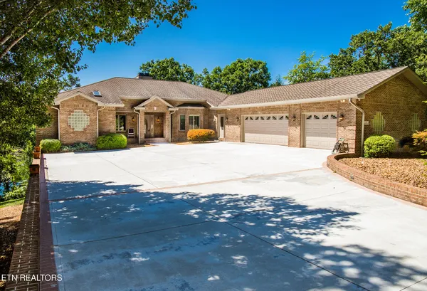 $849,000 | 12 Brixton Lane, Crossville, TN 38558