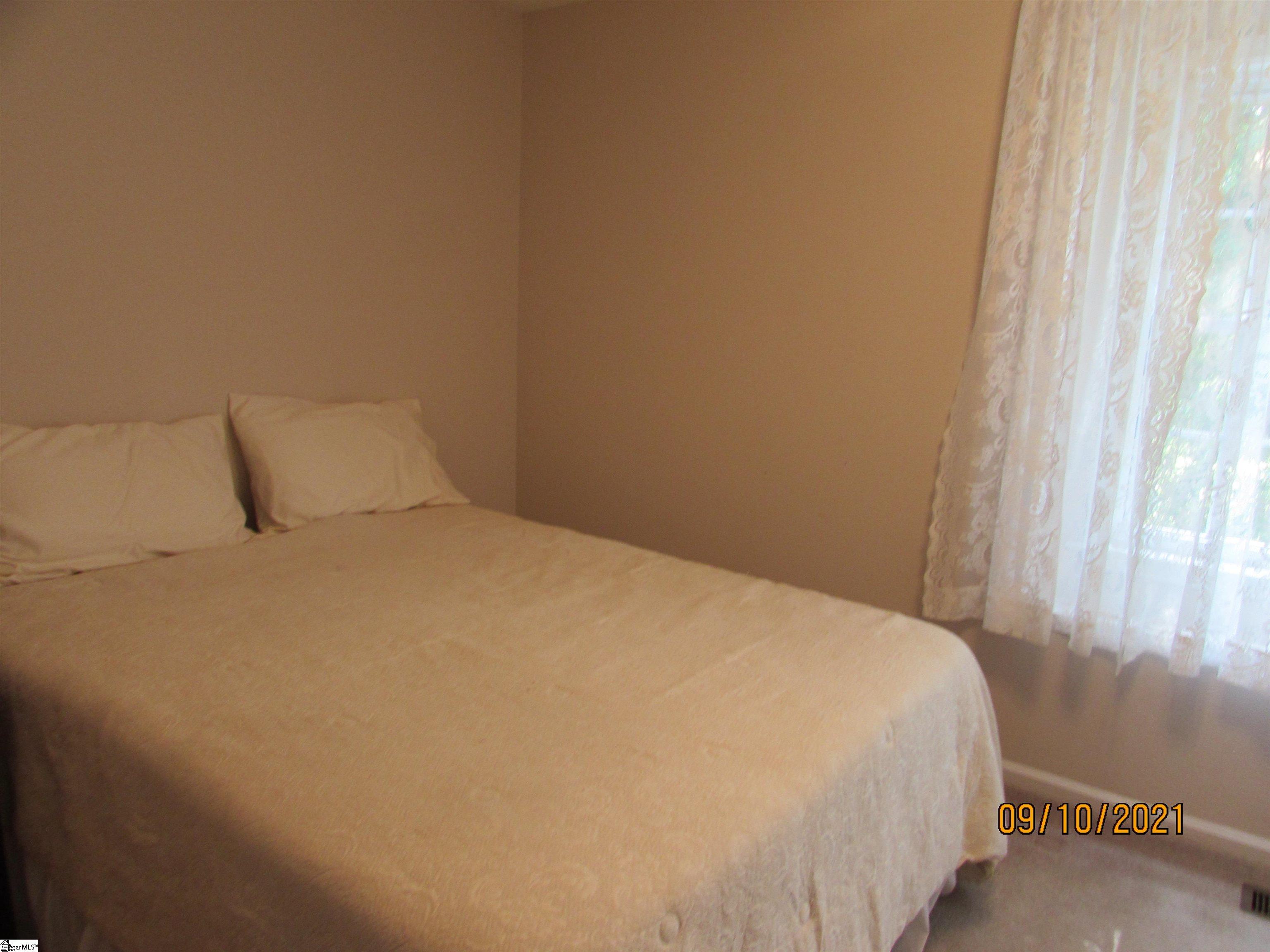 437 Meadow Ridge Road Easley, SC 29642 - Photo 17 of 25 Gallery Image 17