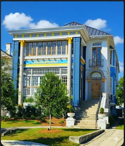 $1,600 | 5341 St Charles Avenue, Unit A, New Orleans, LA 70115